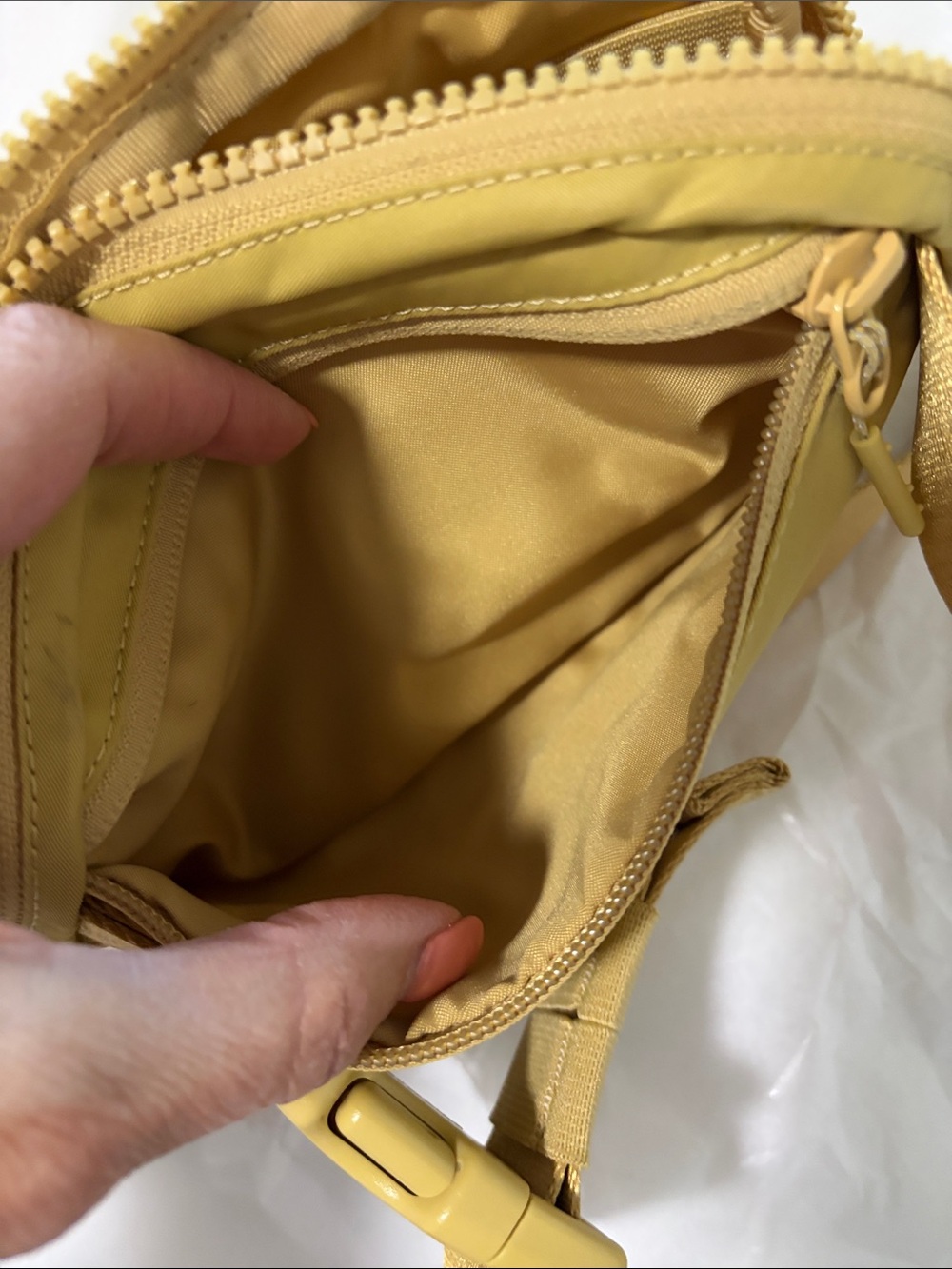 lululemon Mustard Belt bag - Picture 3 of 4